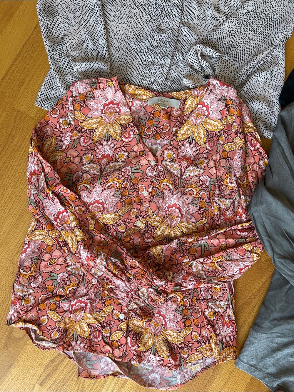 LOFT blouse bundle - Picture 5 of 7